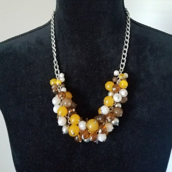 NY & Co Multi-Color Faux Pearl Statement Necklace | Chunky Beaded Fashion-Core - Picture 2 of 5
